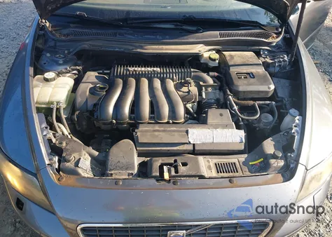 2007 Volvo S40 2.4I z USA, uszkodzony, nr VIN YV1MS382272306323